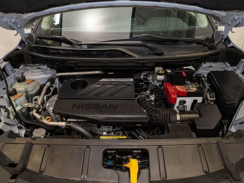 Used 2024 Nissan Rogue SV image 19