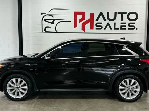 Used 2019 INFINITI QX50 Essential w/ Premium Heat Package image 1