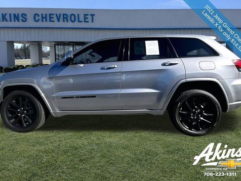 Used 2021 Jeep Grand Cherokee Laredo X AWD/4WD image 16