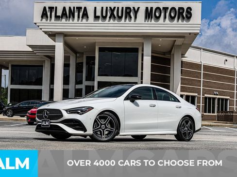 Used 2025 Mercedes-Benz CLA 250 w/ AMG Night Package image 3