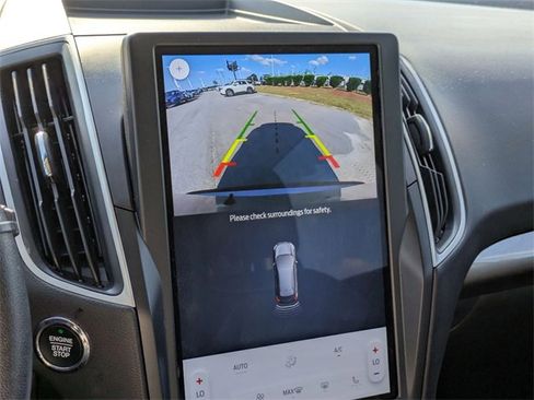 Used 2024 Ford Edge SEL image 21