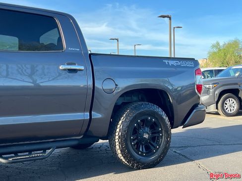 Used 2017 Toyota Tundra Limited w/ Limited Premium Package AWD/4WD image 10