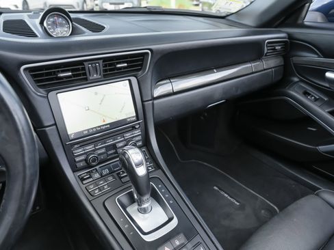 Used 2015 Porsche 911 Carrera S image 21