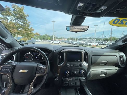 Certified 2020 Chevrolet Silverado 1500 High Country w/ Technology Package AWD/4WD image 11