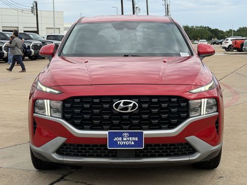Used 2023 Hyundai Santa Fe SE w/ Cargo Package FWD image 3