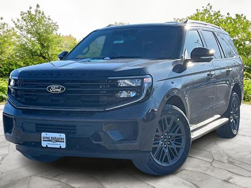New 2026 Ford Expedition Platinum w/ Stealth Appearance Package image 2