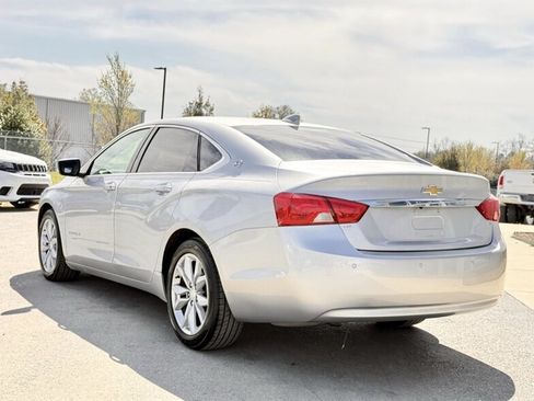 Used 2017 Chevrolet Impala LT FWD image 9