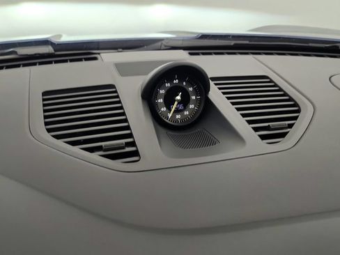 Used 2024 Porsche 911 GT3 RWD image 40