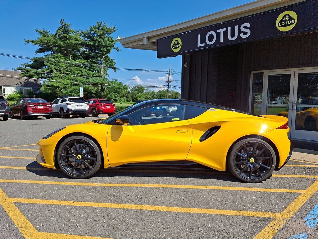 Used 2025 Lotus Emira RWD image 2