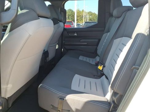 Used 2024 Toyota Tacoma TRD Off-Road image 14