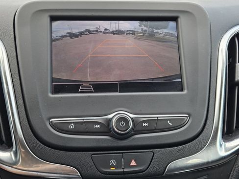 Used 2024 Chevrolet Equinox LT w/ LPO, Floor Liner Package FWD image 18