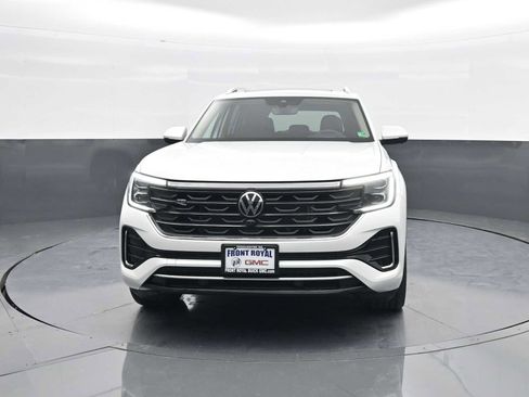 Used 2025 Volkswagen Atlas SEL Premium R-Line image 3