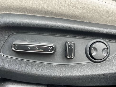 Certified 2026 Honda CR-V EX-L image 3