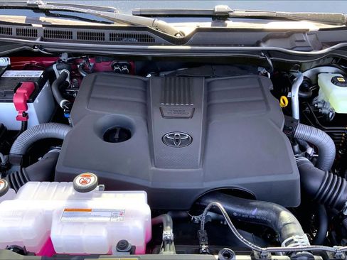 New 2026 Toyota Tundra Limited AWD/4WD image 16