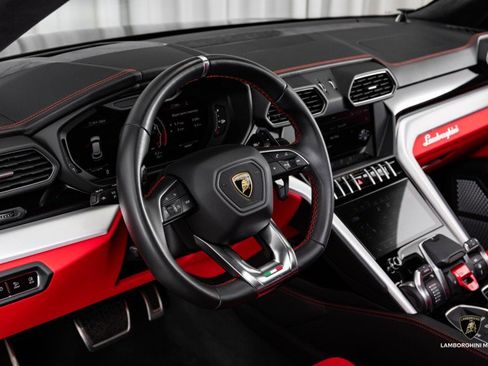 Used 2019 Lamborghini Urus image 29