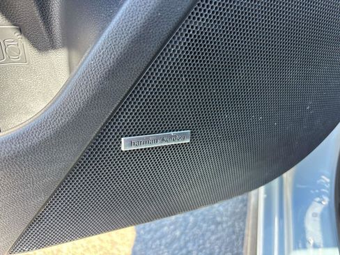 Used 2020 Subaru Crosstrek 2.0i Limited w/ Moonroof Package w/Navigation image 19