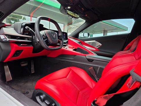Used 2020 Chevrolet Corvette Stingray Premium Cpe w/ 3LT Preferred Equipment Group RWD image 12