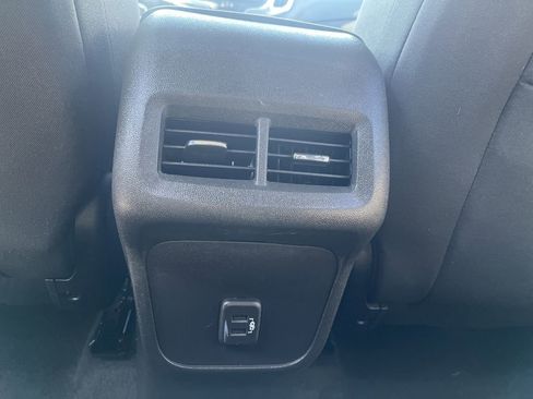 Certified 2024 Chevrolet Equinox LT image 13