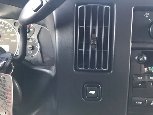 Used 2017 Chevrolet Express 3500 LT w/ LT Preferred Equipment Group image 19