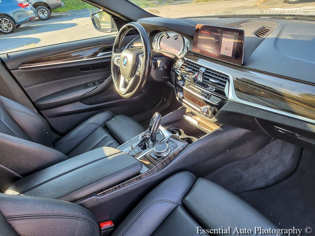 Used 2019 BMW 530i xDrive AWD/4WD image 32