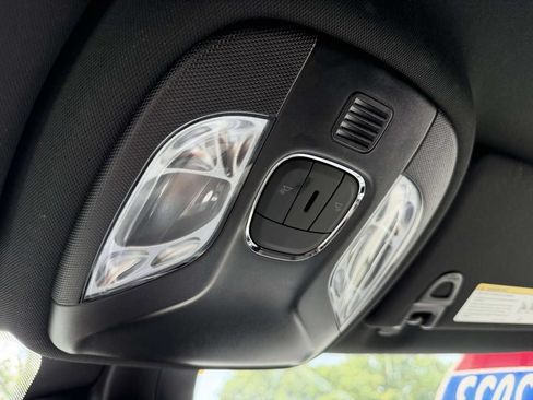 Used 2023 Jeep Compass Limited AWD/4WD image 31