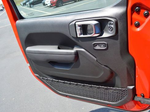 New 2025 Jeep Wrangler Sport S image 27