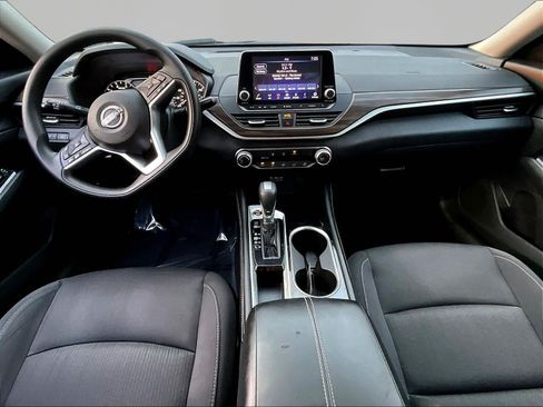 Certified 2023 Nissan Altima 2.5 SV FWD image 7