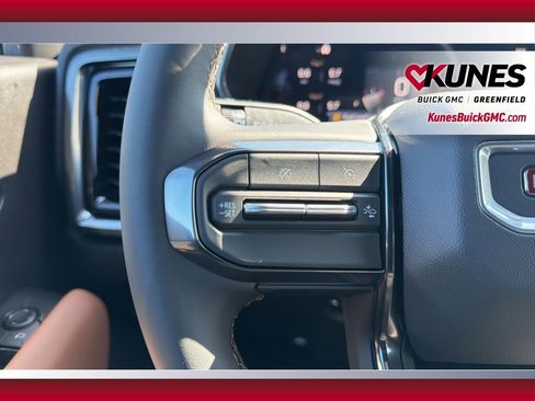 New 2026 GMC Canyon AT4 image 22