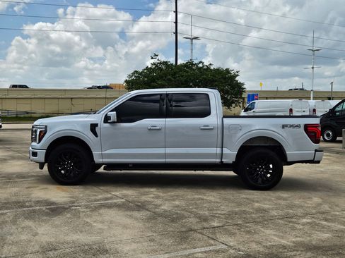 Used 2025 Ford F150 Lariat w/ Equipment Group 502A High image 9