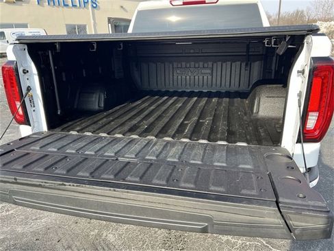 Certified 2025 GMC Sierra 1500 AT4 image 19