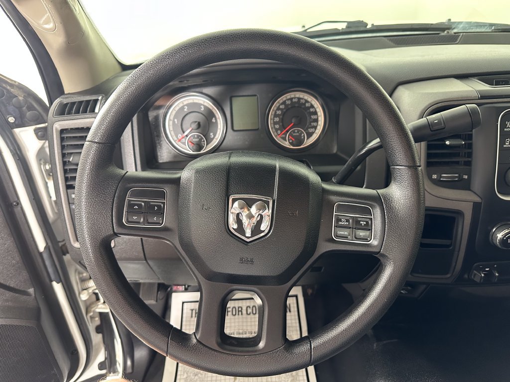 Used 2016 RAM 3500 Tradesman RWD image 18