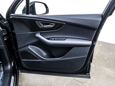 Used 2025 Audi Q7 3.0T Premium Plus w/ Premium Plus Package image 25