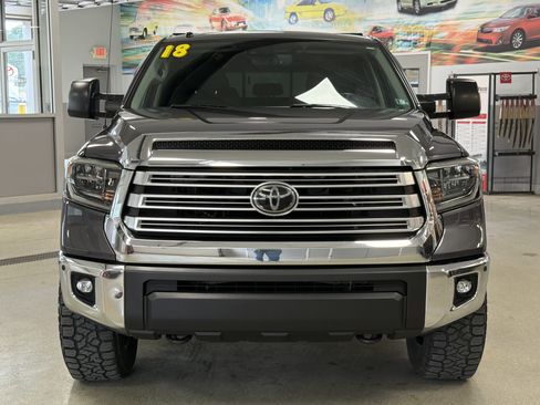 Used 2018 Toyota Tundra Limited w/ Limited Premium Package AWD/4WD image 7
