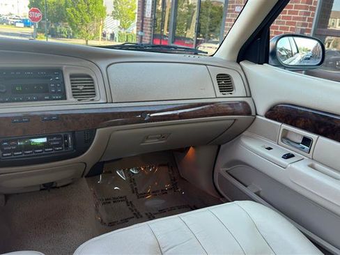 Used 2009 Mercury Grand Marquis LS RWD image 26