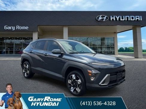 Used 2024 Hyundai Kona SEL AWD/4WD image 2