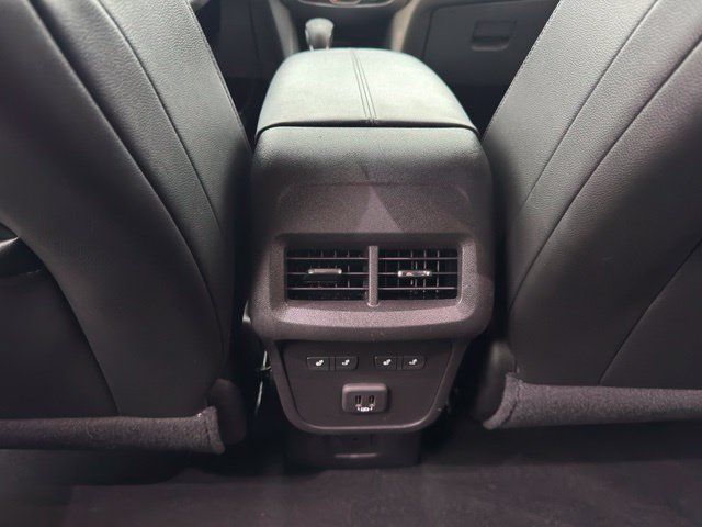 Certified 2024 Chevrolet Equinox Premier AWD/4WD image 9
