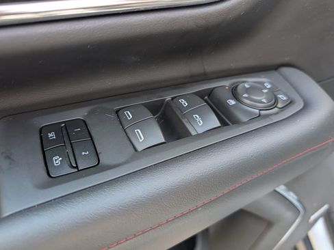 Used 2021 Chevrolet Tahoe RST AWD/4WD image 19