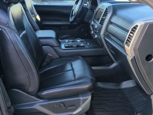 Used 2021 Ford Expedition Max XLT image 24