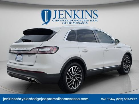 Used 2019 Lincoln Nautilus Reserve FWD image 5
