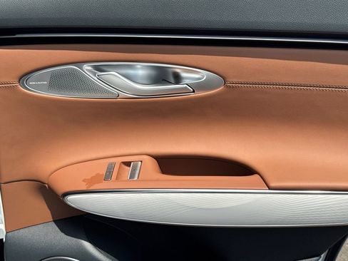 New 2026 Genesis GV70 2.5T Advanced AWD/4WD image 16
