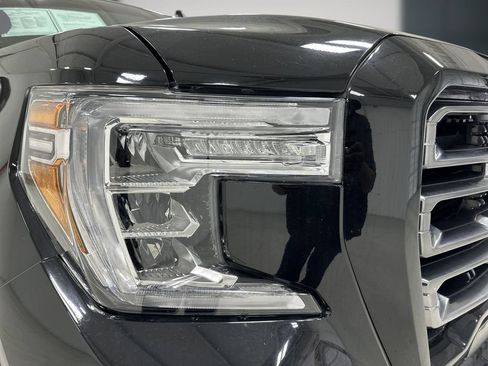 Used 2021 GMC Sierra 1500 AT4 w/ AT4 Premium Package AWD/4WD image 11