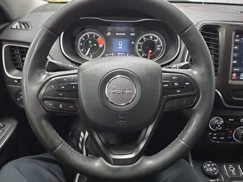 Used 2022 Jeep Cherokee Trailhawk w/ Premium Leather Package AWD/4WD image 20