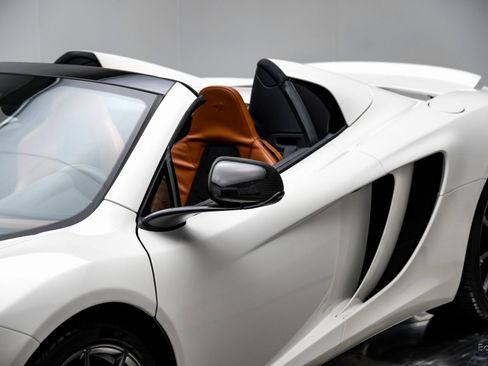 Used 2013 McLaren MP4-12C Spider image 37