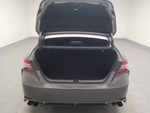 Used 2020 Toyota Camry XSE image 29