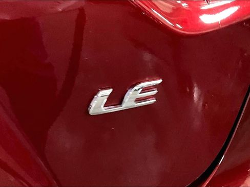 Used 2025 Toyota Corolla LE FWD image 10