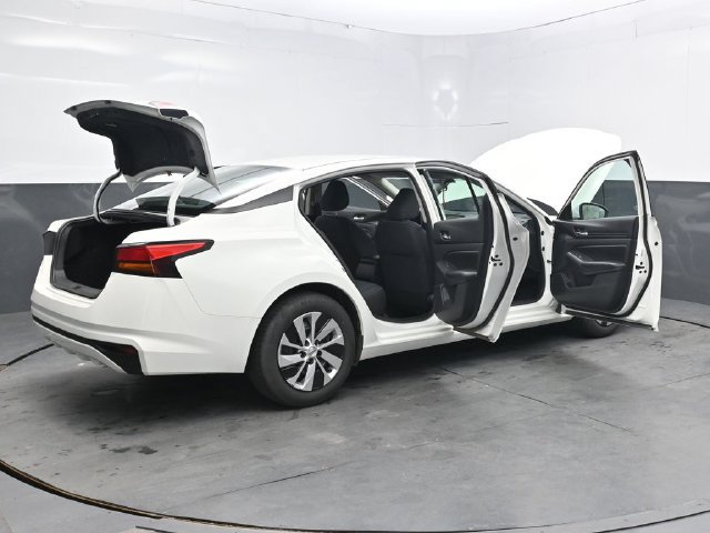 Used 2021 Nissan Altima 2.5 S FWD image 54