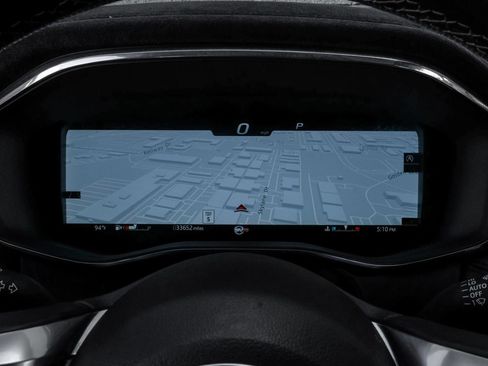 Used 2025 Jaguar F-PACE SVR AWD/4WD image 24