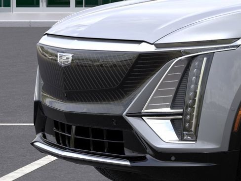 New 2026 Cadillac Lyriq Luxury RWD image 13