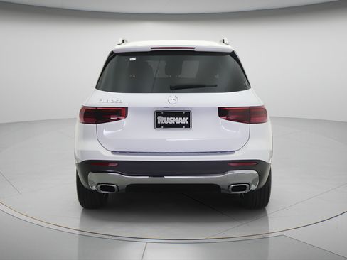 New 2026 Mercedes-Benz GLB 250 image 3