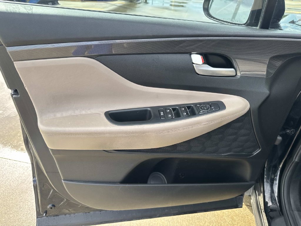 Used 2022 Hyundai Santa Fe SE FWD image 24